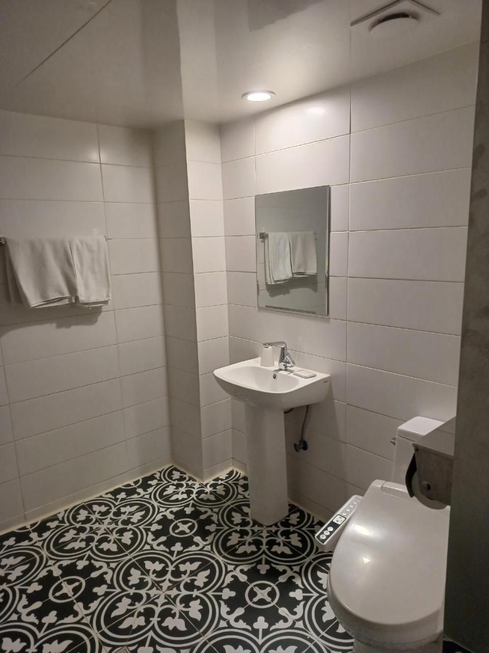 Hotel Yaja Hwajeong Station Kōyō Eksteriør billede