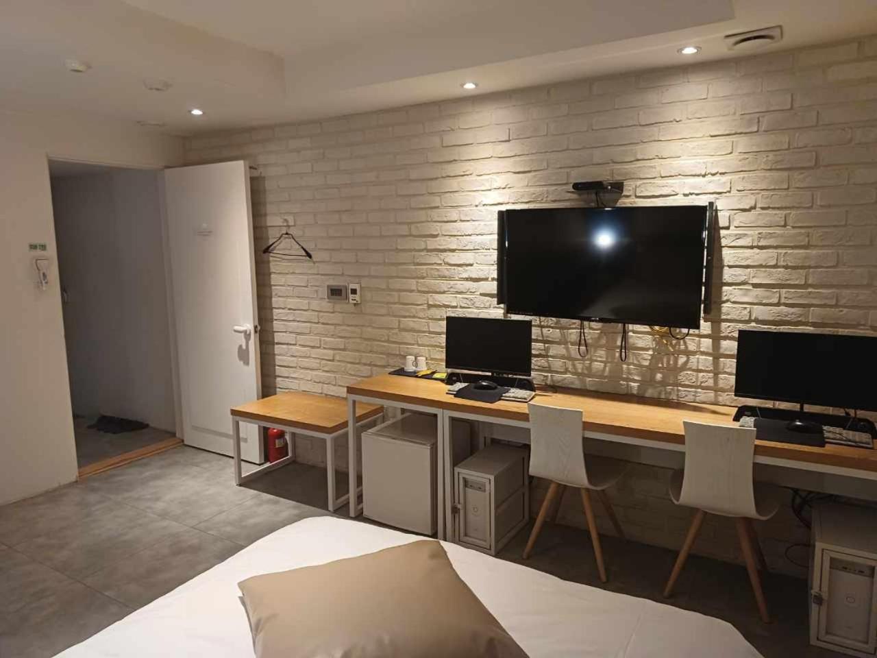 Hotel Yaja Hwajeong Station Kōyō Eksteriør billede